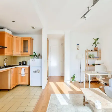 Lovely 1br Flat 2min From Gambetta Metro Station Apartment