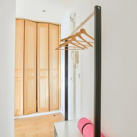 Lovely 1br Flat 2min From Gambetta Metro Station